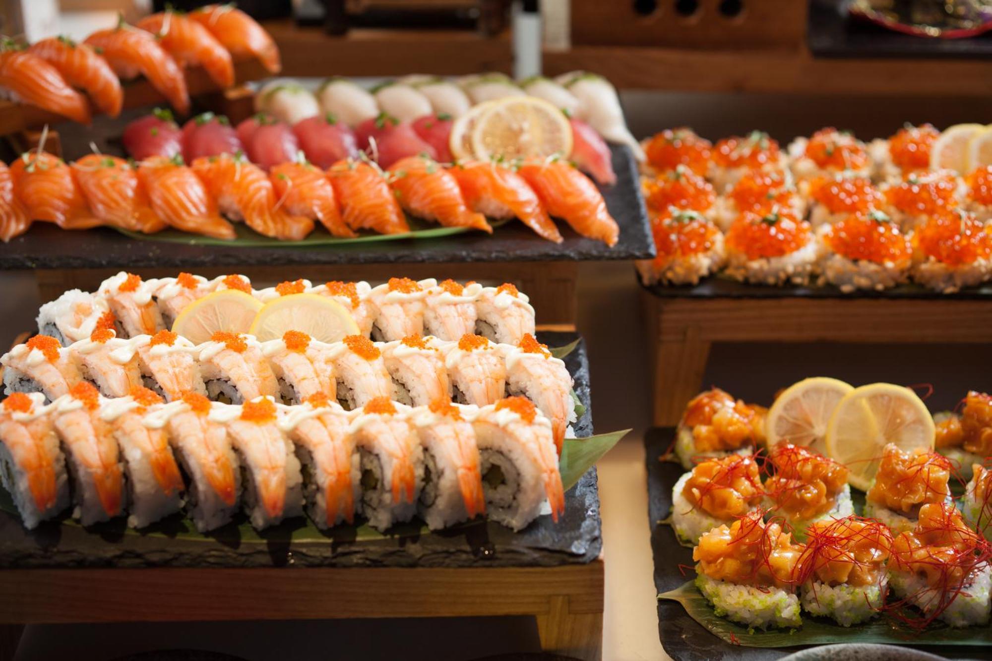 The Langham, Shanghai, Xintiandi Exterior foto Sushi