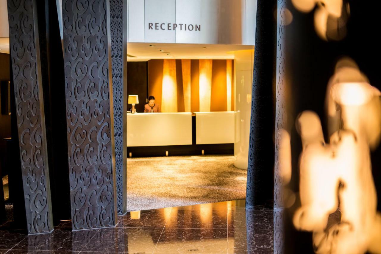 The Langham, Shanghai, Xintiandi Exterior foto Reception at the hotel